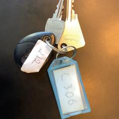 Keys, as reported by MEININGER Hotel Berlin Central Station using iLost
