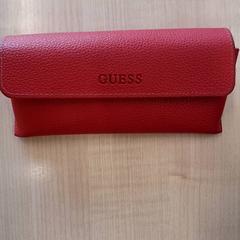 Lunette de soleil Etui rouge, ako bolo nahlásené IKEA Dijon pomocou iLost