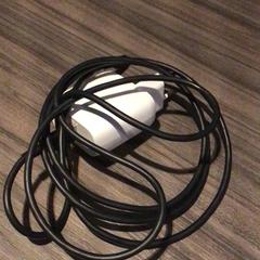 Adaptador, segundo informou Van der Valk Hotel Zwolle usando iLost