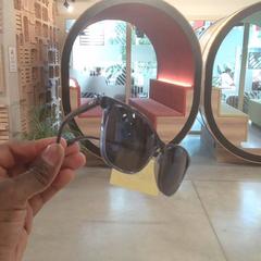 Sonnenbrille Black, gemeldet von MEININGER Hotel Bordeaux Gare Saint-Jean über iLost