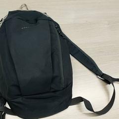 Mochila Tahtah, como reportado por Regio Limburg - Leuven utilizando o iLost