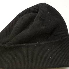 Kleding  - Muts، كما تم الإبلاغ عنه بواسطة Centraal magazijn عبر iLost