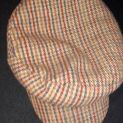 Gorra, ha sido reportado por TivoliVredenburg con iLost