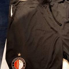 반바지 Maat3xl, iLost를 사용하여 Van der Valk Hotel Vianen에 보고됨