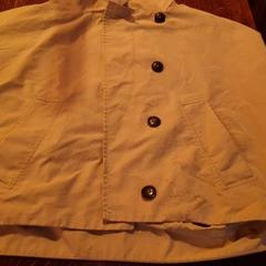Chaqueta jacket, ha sido reportado por Café Leentje con iLost
