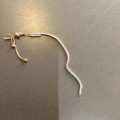 Bracelet, as reported by MEININGER Hotel Berlin "Mitte" Humboldthaus using iLost