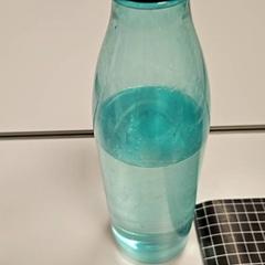 Bouteille d'eau, a été signalé par Vrije Universiteit Amsterdam utilisant iLost