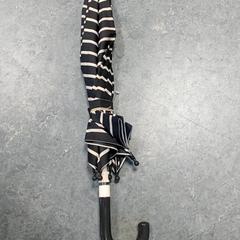 Parapluie, a été signalé par Regio Oost-Vlaanderen utilisant iLost