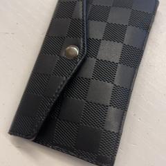 Lommebok Arikan, som rapportert av HTM ved bruk av iLost