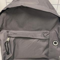 Táska, amint azt Pathé Ypenburg az iLost segítségével jelentette.