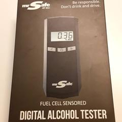 Digitale alchoholtester, gemeldet von Ziekenhuis Oost-Limburg über iLost