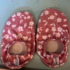 Topánka, ako bolo nahlásené Familie Resort Molenwaard pomocou iLost