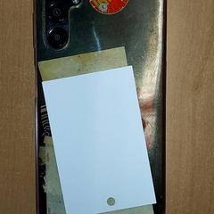 スマートフォン - MAY がiLostで Centraal magazijn によって報告されました