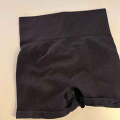 ملابس رياضية zwart، كما تم الإبلاغ عنه بواسطة Padualaan 99 عبر iLost