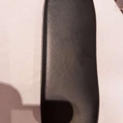 Estoig d'ulleres noir, segons ha informat TCL mitjançant iLost