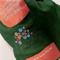 Bolsa, segundo informou Padualaan 101 usando iLost