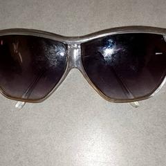 İLost kullanarak Centraal magazijn tarafından bildirildiği gibi Gözlük