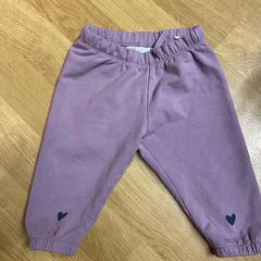 Pantalón de chándal dětské, segundo informou IKEA Brno usando iLost