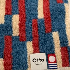 ラグ がiLostで IKEA新三郷 によって報告されました