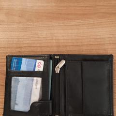 Portemonnee, como reportado por Connexxion Haarlem AML utilizando o iLost