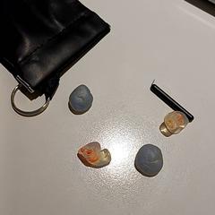 Špunty do uší Oranje en blauw, jak nahlášeno Padualaan 97 pomocí iLost