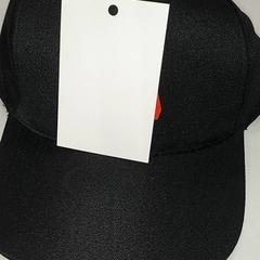 Baseball pet zwart, zoals gemeld door Centraal magazijn met iLost