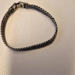 Pulseira, segundo informou Gemeente Zutphen usando iLost