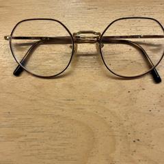 Glasses, as reported by Pathé Utrecht Leidsche Rijn using iLost