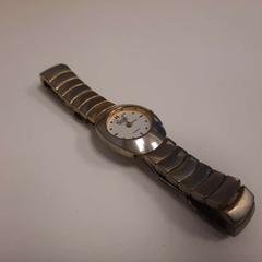 Montre-bracelet goud, merk Platino, a été signalé par Gemeente Leopoldsburg utilisant iLost