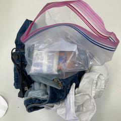 Paquete de ropa Black, ha sido reportado por Ramada by Wyndham Amsterdam Airport Schiphol con iLost
