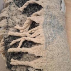 Scarf bleu et beige, TOMTAILOR, zoals gemeld door IKEA Metz met iLost