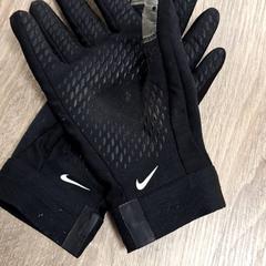 Luvas Zwart, como reportado por RRReis IJssel-Vecht Lelystad utilizando o iLost