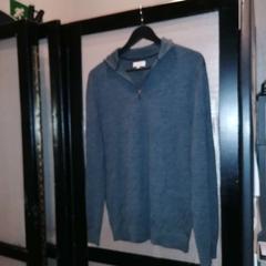 Pulóver black, amint azt The Dominican az iLost segítségével jelentette.