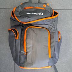 Bolsa Basic Fit, ha sido reportado por Regio West-Vlaanderen con iLost