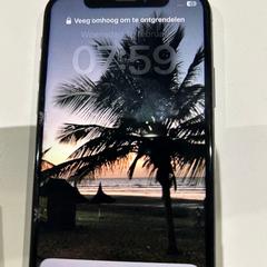 Mobile phone, amint azt Gemeente Zevenaar az iLost segítségével jelentette.