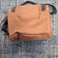 حقائب حمل وحقائب اليد Bruin، كما تم الإبلاغ عنه بواسطة Connexxion Amstelland-Meerlanden Schiphol Noord عبر iLost