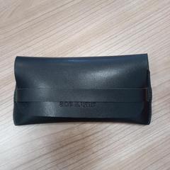 Etui na okulary z okularami, zgłoszono przez Arriva West-Brabant przy użyciu iLost