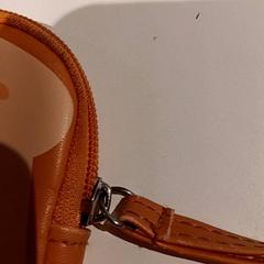 Portefeuille, a été signalé par De Efteling utilisant iLost