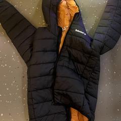 Txamarra BLACK. ORANGE, gisa salatu by Room Mate Bruno iLost erabiliz