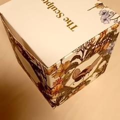 Caja, ha sido reportado por Mövenpick Hotel Amsterdam City Centre con iLost