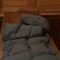 Jacket Donkerblauwe jas, as reported by Café Leentje using iLost