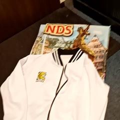 Txamarra, gisa salatu by Mövenpick Hotel Amsterdam City Centre iLost erabiliz