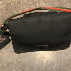 Táska, amint azt Gemeente Amsterdam az iLost segítségével jelentette.