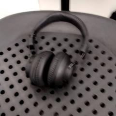 Cuffia, come riportato da Arriva Infoshop Enschede utilizzando iLost