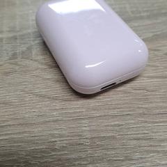 Držák na špunty do uší Roze, jak nahlášeno EBS Spijkenisse pomocí iLost