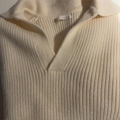 セーター がiLostで Inntel Hotels Amsterdam Landmark によって報告されました