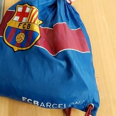 Sac de gymnastique, a été signalé par Centraal magazijn utilisant iLost