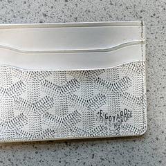 カード所有者 - Sonego がiLostで Regio Limburg - Leuven によって報告されました