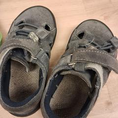 Kinderschoenen, zoals gemeld door IKEA Ostrava met iLost