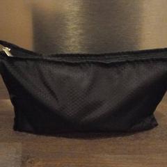 Kosmetyczka met producten, zgłoszono przez Van der Valk Hotel Gorinchem przy użyciu iLost